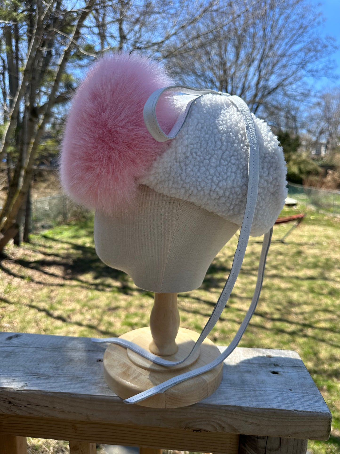 Hat & wristlet set