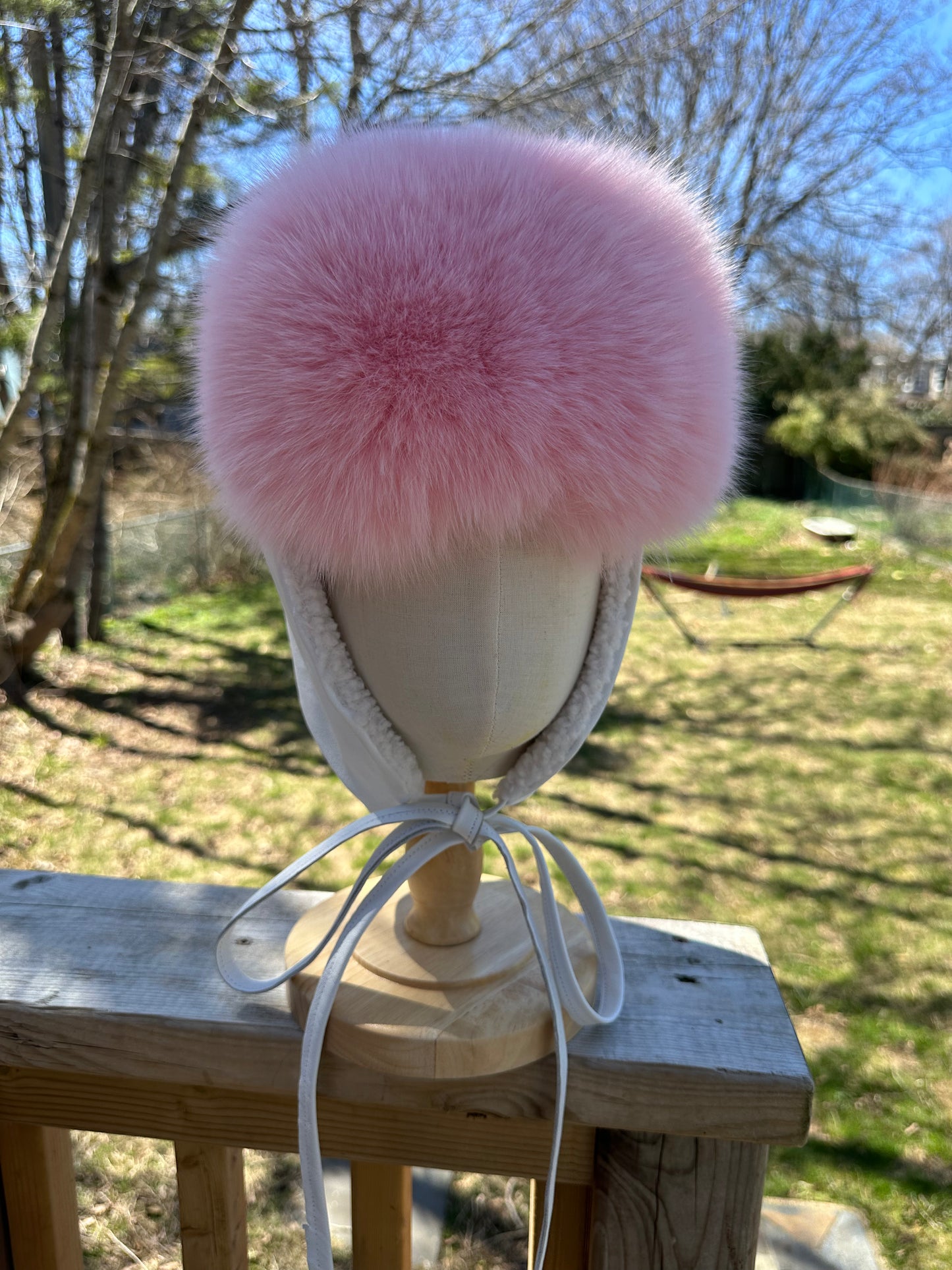 Hat & wristlet set
